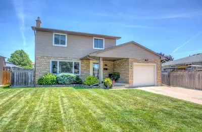184 ABBOTT Place, Woodstock, ON N4S 8J7