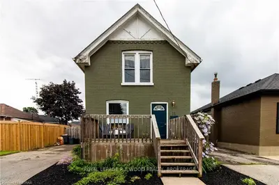 11 TOM Street, Brantford, ON N3S 2T2