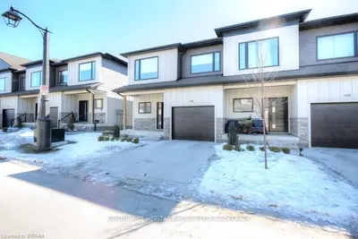 360 QUARTER TOWN Line 1106, Tillsonburg, ON N4G 5T9