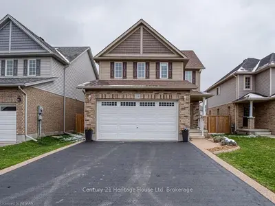 124 PASSCHENDAELE Street, Woodstock, ON N4T 0J3