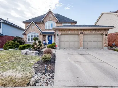 39 JOHN DAVIES Drive, Woodstock, ON N4T 1N3