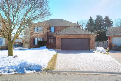 18 ARROW Place, Woodstock, ON N4T 1B2