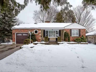158 MOUNT PLEASANT Street, Brantford, ON N3T 1T4
