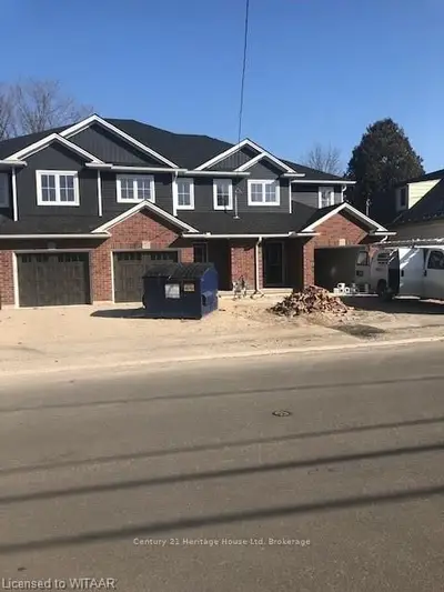 71 PARK ROW Street, Woodstock, ON N4S 1V9