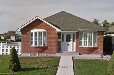 2 PEACH Street, Tillsonburg, ON N4G 5M3