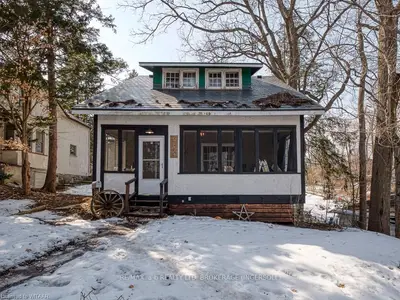 272 THAMES Street S, Ingersoll, ON N5C 2T9