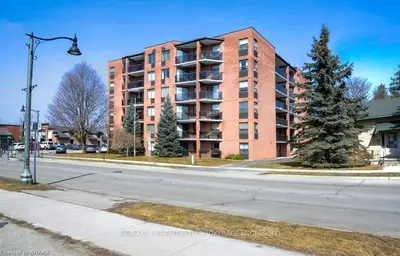 217 THAMES Street S 104, Ingersoll, ON N5C 2T6