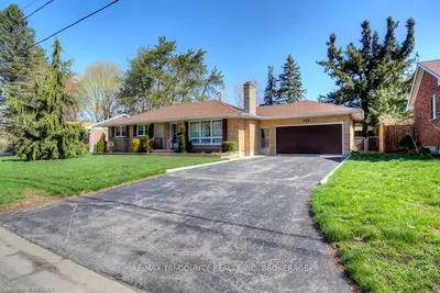 148 LISGAR Avenue, Tillsonburg, ON N4G 3L7