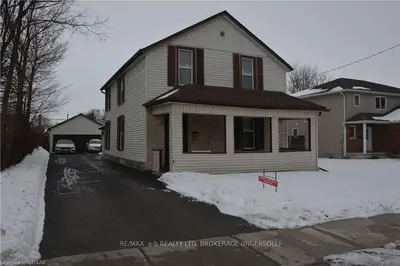 21 CATHERINE Street, Ingersoll, ON N5C 1L2