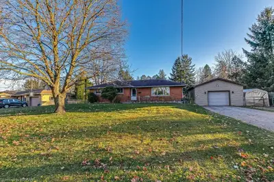 9 NORTHVIEW Drive, Tillsonburg, ON N4G 1M3