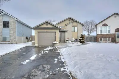 66 BECKETT Boulevard, Tillsonburg, ON N4G 5N3