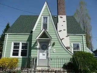 34 Concession Street W, Tillsonburg, On N4g 1r3