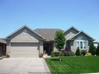 63 Woodland Crescent, Tillsonburg, On N4g 4g6