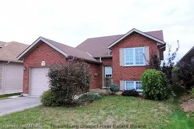 55 Barker Street, Tillsonburg, On N4g 5n7