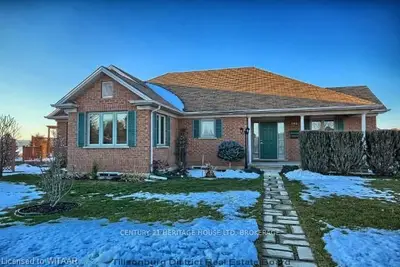 105 Weston Drive, Tillsonburg, On N4g 5w3
