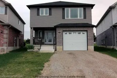 26 Langrell Avenue, Tillsonburg, On N4g 5x8