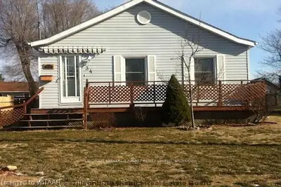 34 Ball Street, Tillsonburg, On N4g 2w7