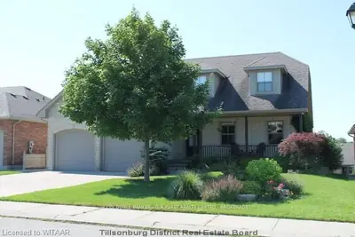 9 Belmont Avenue, Tillsonburg, On N4g 5v9
