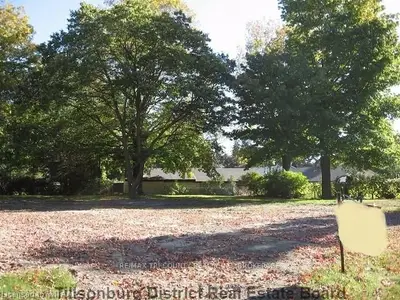 13 Sanders Street, Tillsonburg, On N4g 1h5