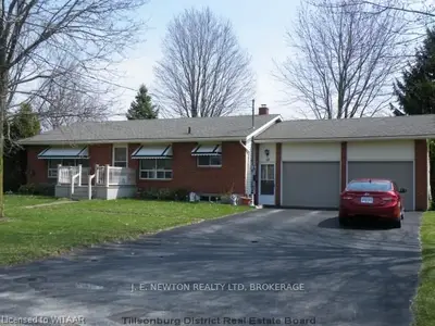 12 Hurley Avenue, Tillsonburg, On N4g 4a8