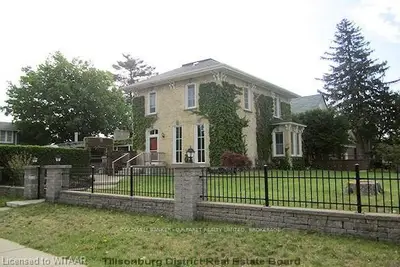 59 Ridout Street W, Tillsonburg, On N4g 2e2