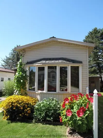 #11d 23 North Street, Tillsonburg, On, N4g 1b9