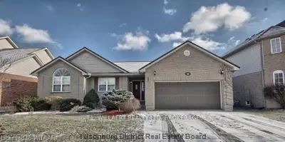 18 Dogwood Drive, Tillsonburg, On N4g 5s5