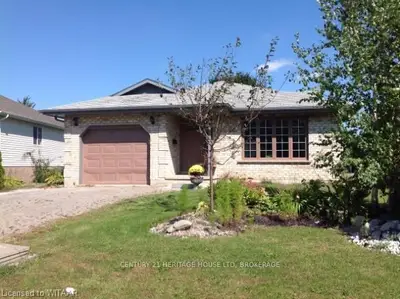 119 Allen Street, Tillsonburg, On N4g 5j9
