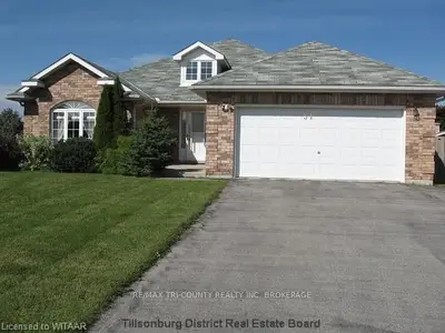 31 Kara Lane, Tillsonburg, On N4g 5m3
