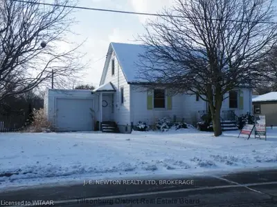 34 Hardy Avenue, Tillsonburg, On N4g 3x1