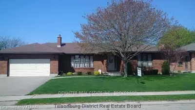 24 Alexander Avenue, Tillsonburg, On N4g 4z1