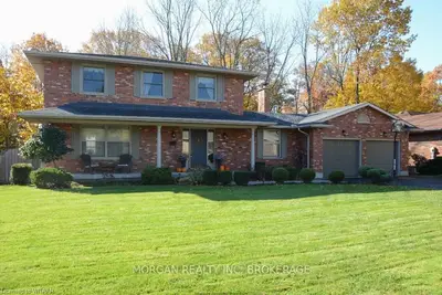 33 Gibson Drive, Tillsonburg, On N4g 5g5