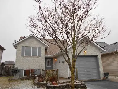 28 Magnolia Drive, Tillsonburg, On N4g 5n9