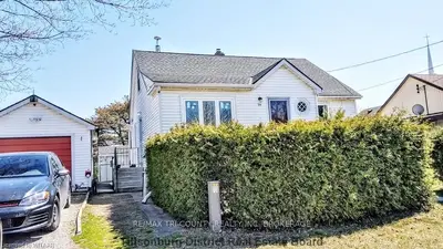 36 Young Street, Tillsonburg, On N4g 3h7