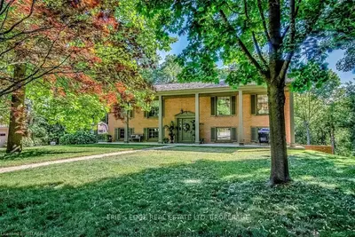 5 Parkwood Court, Tillsonburg, On N4g 1w3