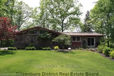 25 Hillyndale Road, Tillsonburg, On N4g 2w4