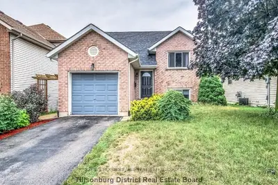 10 Magnolia Drive, Tillsonburg, On N4g 5n6