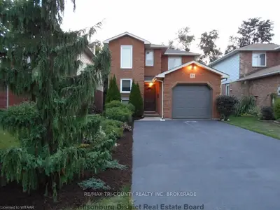 53 Kara Lane, Tillsonburg, On N4g 5m3