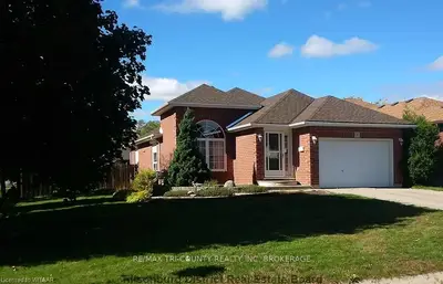 2 Kara Lane, Tillsonburg, On N4g 5m2