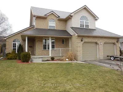 12 Dogwood Drive, Tillsonburg, On N4g 5s5