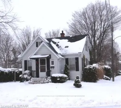 10 Third Street, Tillsonburg, On N4g 1k1