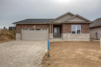 63 Pine Street, Tillsonburg, On N4g 0a2
