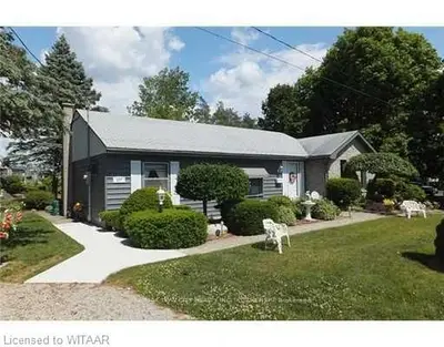 327 Northumberland Drive, North Dumfries, On N0b 1e0