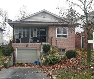 19 Magnolia Drive, Tillsonburg, On N4g 5n9