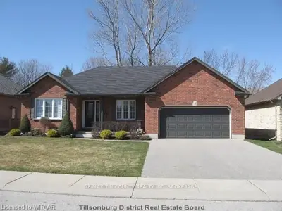 8 Fairway Hills Boulevard, Tillsonburg, On N4g 5v6