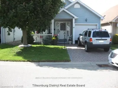 10 Sinclair Drive, Tillsonburg, On N4g 5l6