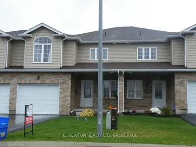 22 Trailview Drive, Tillsonburg, On N4g 0b6