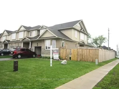 100 Wedgewood Drive, Woodstock, On N4t 0e2