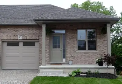 111 King Street E 10, Ingersoll, On N5c 1g8