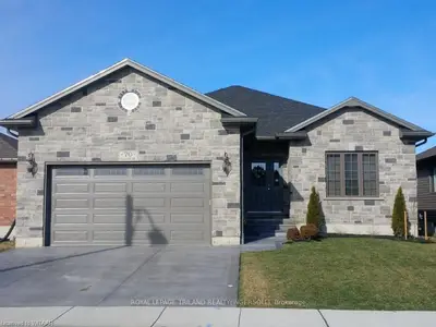 70 Fuller Drive, Ingersoll, On N5c 4h4